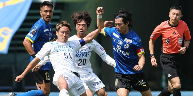 J.League là cơ quan chịu trách nhiệm điều hành toàn bộ giải đấu